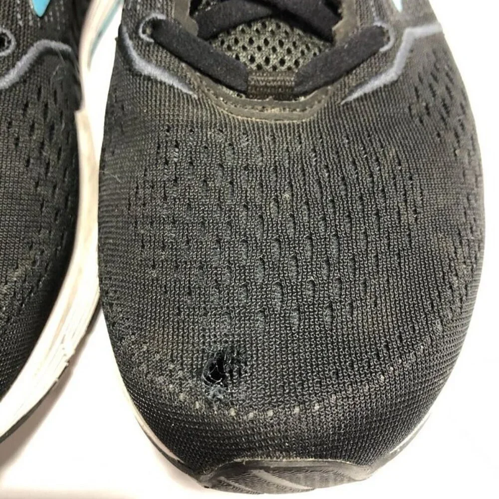 Brooks women’s ariel